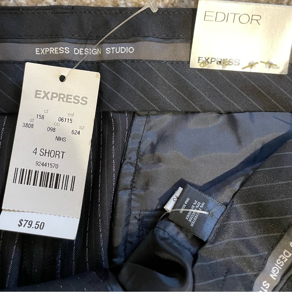 Express Editor Black Flare Leg Women's Pants - Picture 3 of 5